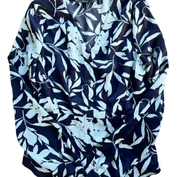 SALE!! 2 for $15 Vero Moda Floral Long Sleeve‎ Top Small Pin Stripe Blue - Picture 3 of 11